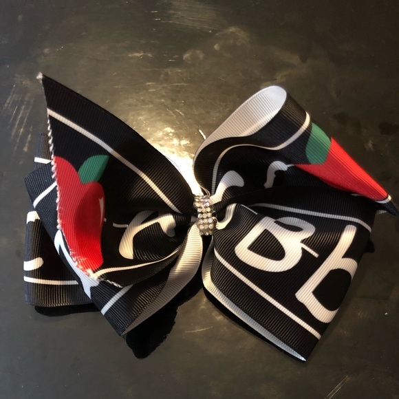 Bows - Picture 8 of 8